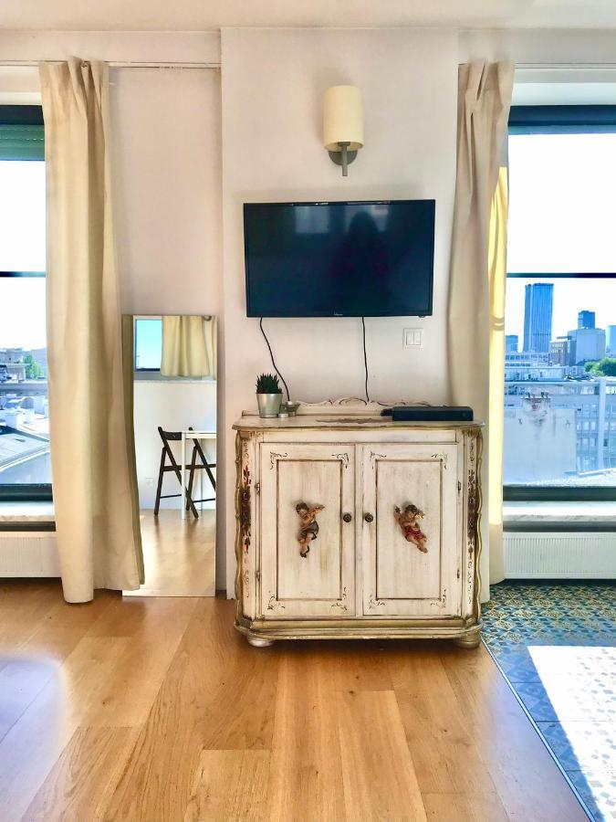Bezagenta Wilcza8 Minimalist Studio Central Location Varşova Dış mekan fotoğraf